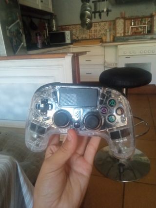 Mando PS4 con luces led
Otro en mi perfil