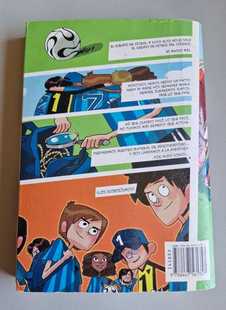 Los Futbolísimos 1: El misterio de los árbitros...