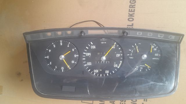 Cuadro instrumentos Mercedes 123/240D