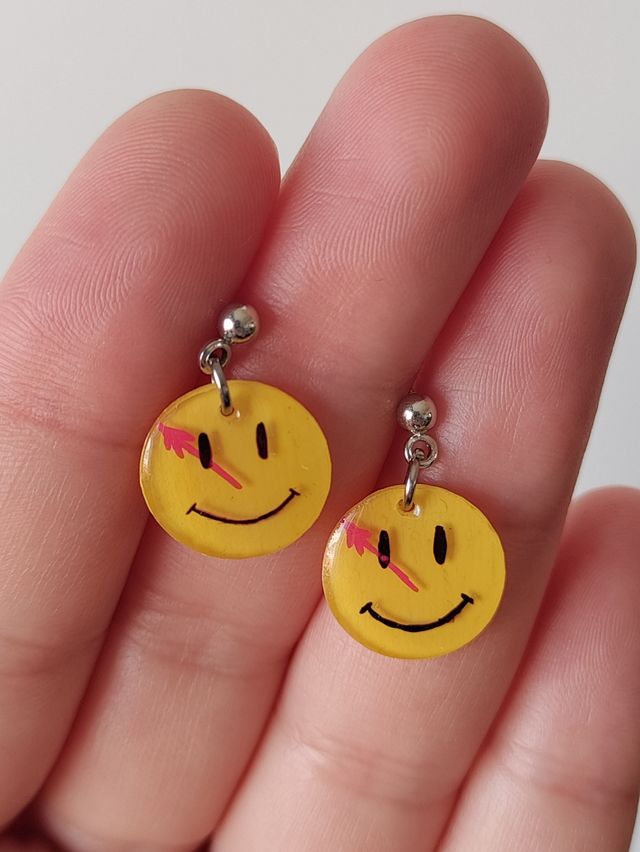 Pendientes Smiley Watchmen Amarillos