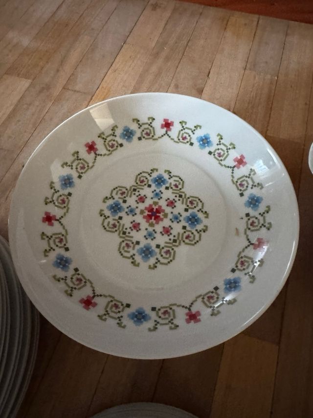 Vajilla BIDASOA porcelana vintage. 