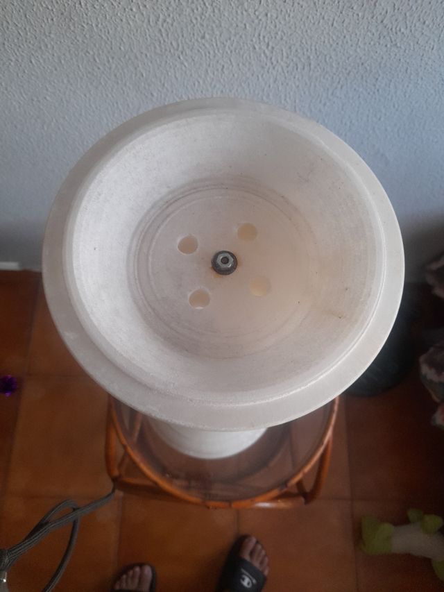 Pie mármol blanco tallado que se puede iluminar 