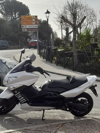 Yamaha TMax 500 - Scooter año 2011 48 mil kilómet