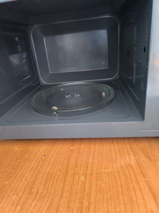 MICROONDAS 30 L C/NUEVO TARRINGTON HOUSE MD5130