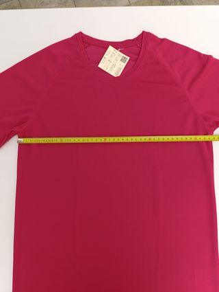 Maglietta sportiva tecnica nuova