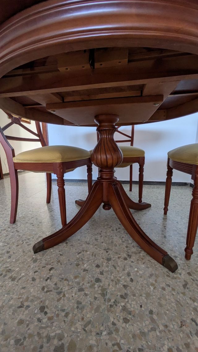 Mesa redonda madera + 6 sillas