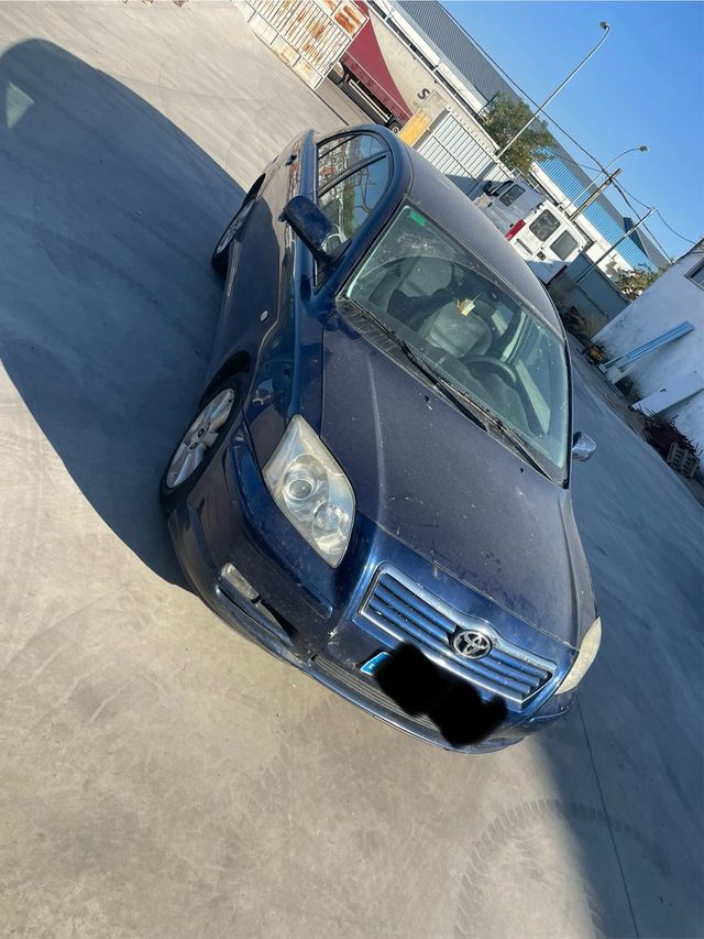 Toyota Avensis Despiece completo