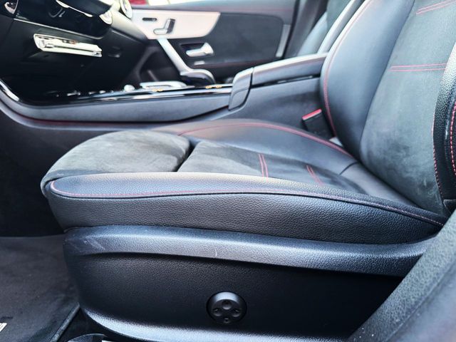 Mercedes CLA 180 SHOOTING BRAKE AUTOMÁTICO con TECHO SOLAR, FULL EQUIP!