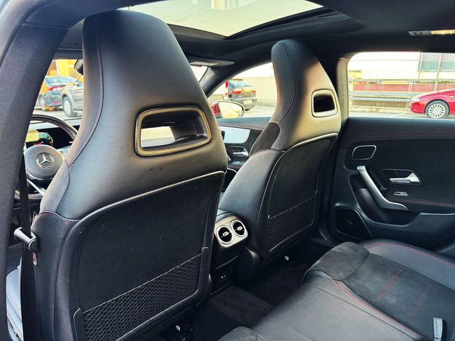 Mercedes CLA 180 SHOOTING BRAKE AUTOMÁTICO con TECHO SOLAR, FULL EQUIP!