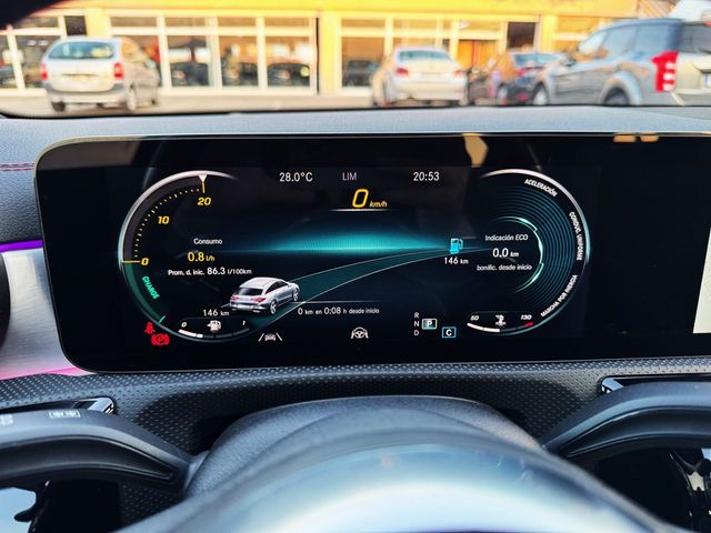 Mercedes CLA 180 SHOOTING BRAKE AUTOMÁTICO con TECHO SOLAR, FULL EQUIP!