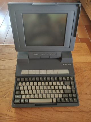 Toshiba T3100e - Portátil antiguo para reparar 
