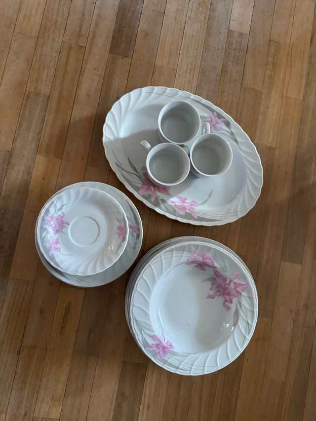 Vajilla porcelana flores - 16 piezas
