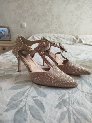 Zapatos beige fiesta mujer