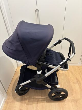 Bugaboo Fox 2 Classic azul marino + saco invierno