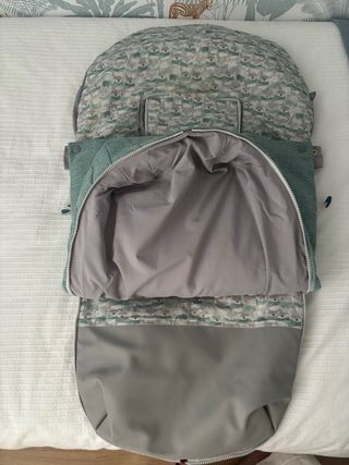 Bugaboo Fox 2 Classic azul marino + saco invierno