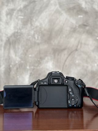 Canon EOS 600D - Cámara Réflex