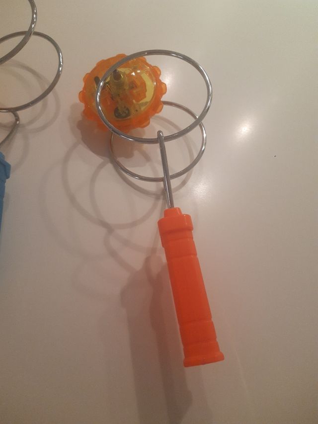 2 Peonzas Giratorias