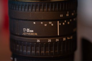 Objetivo Sigma 17-35mm F/2.8-4 EX DC HSM