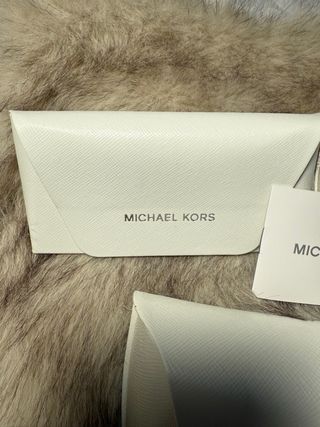5 Fundas  Gafas Michael Kors Blancas originales