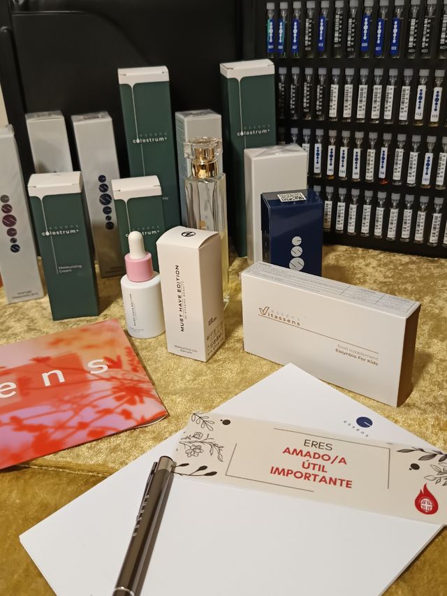 Essens Perfumes -  Originales