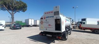 CISTERNA DE HIDROCARBUROS IVECO 100E17 2005