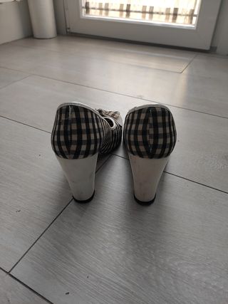 Zapatos Liberitae tacón - blanco y negro