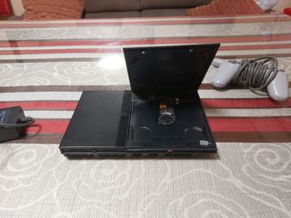 PlayStation 2 (PS2) negra