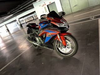 Suzuki GSXR 600 K8 - Moto