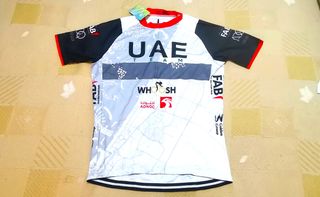 Maillot y Culote UAE Team