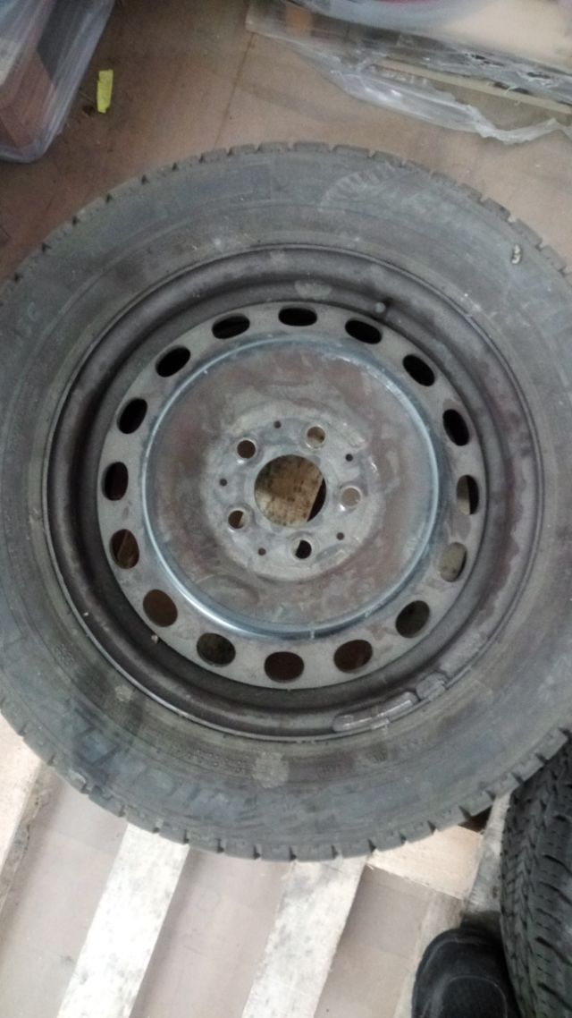 Neumático 205/55 R16