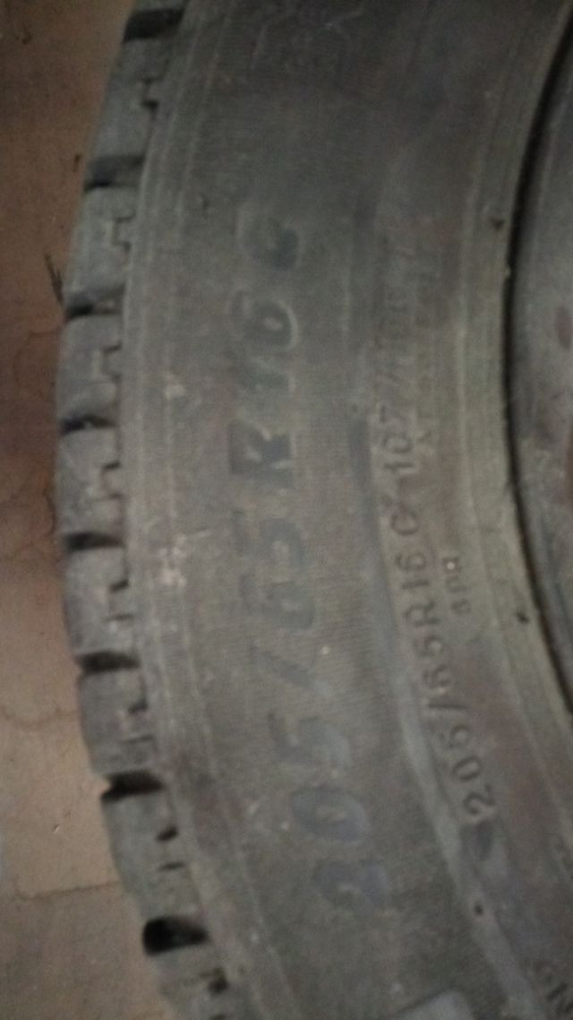 Neumático 205/55 R16