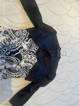 Vestido blanco, negro y gris - corto