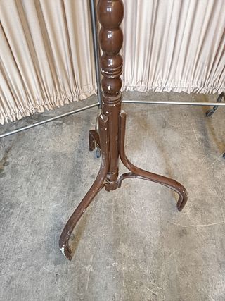 Perchero antiguo de madera