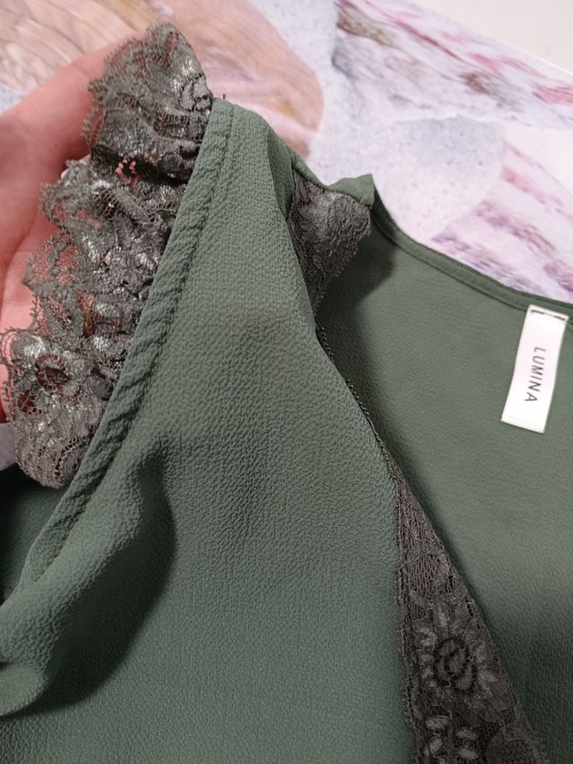 Top LUMINA verde oliva