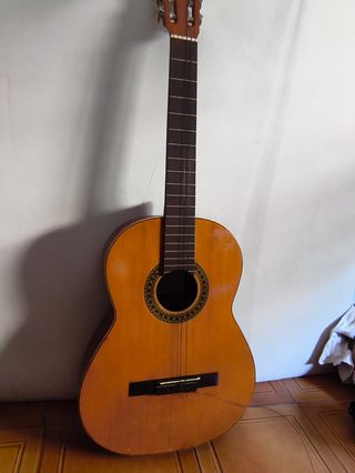 Guitarra española clásica