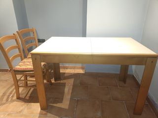Tavolo rettangolare allungabile + 4 sedie 