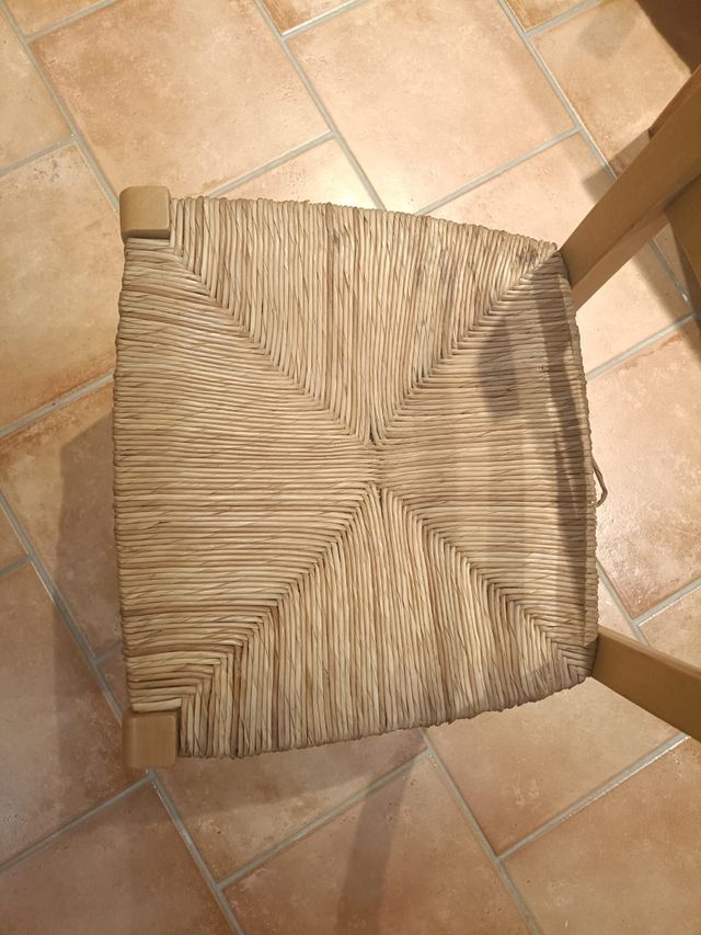 Tavolo rettangolare allungabile + 4 sedie