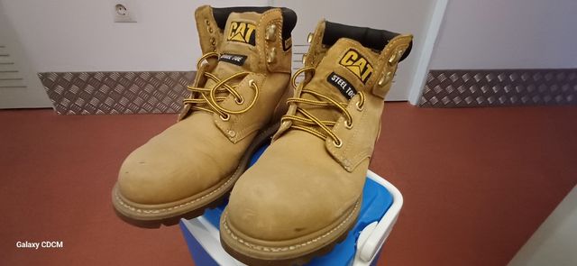 Botas Caterpillar 42.5 Marrón