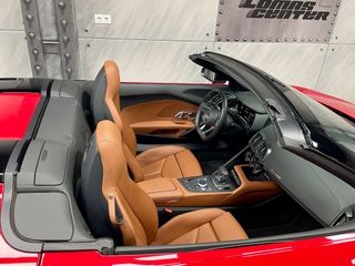 AUDI R8 Spyder V10 FSI perform. RWD S tr.