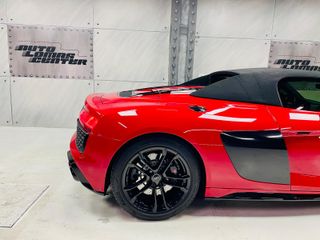 AUDI R8 Spyder V10 FSI perform. RWD S tr.