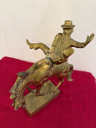 Escultura Jinete y Caballo Bronce
