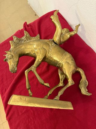 Escultura Jinete y Caballo Bronce