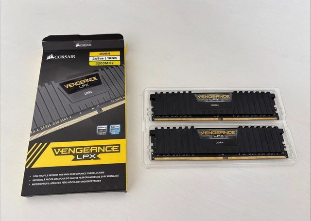 COMBO Msi z490+i5 10400f+16gb ram 3200mhz