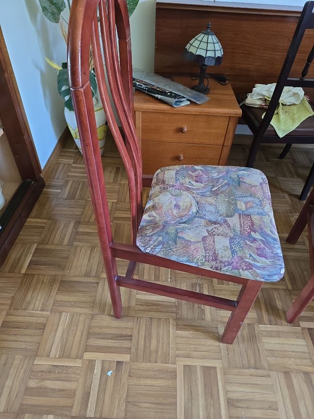 3 Sillas madera - Multicolor