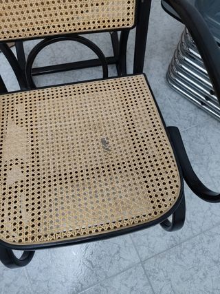 2 butacas mecedoras(precio  por las  2)mimbre pvc-