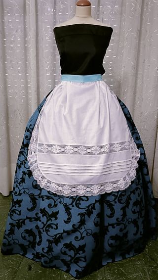 Falda huertana azul y negra