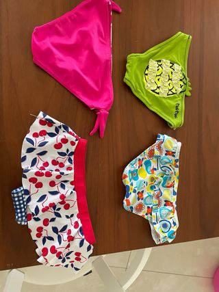4 costumi bagno bimba diverse marche