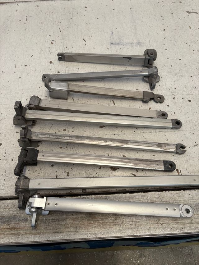 Brazos de toldo - metal plateado o blanco