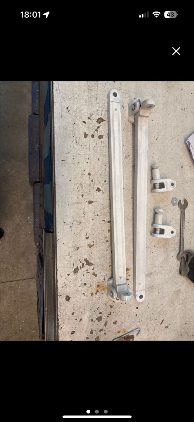 Brazos de toldo - metal plateado o blanco