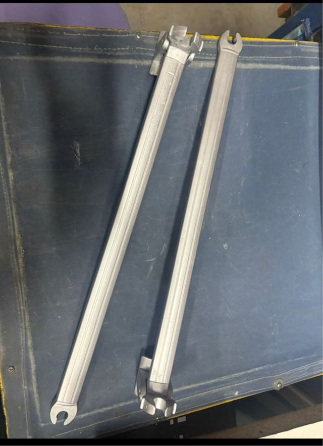 Brazos de toldo - metal plateado o blanco